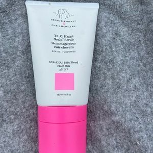 Scalp scrub by drunk elephant